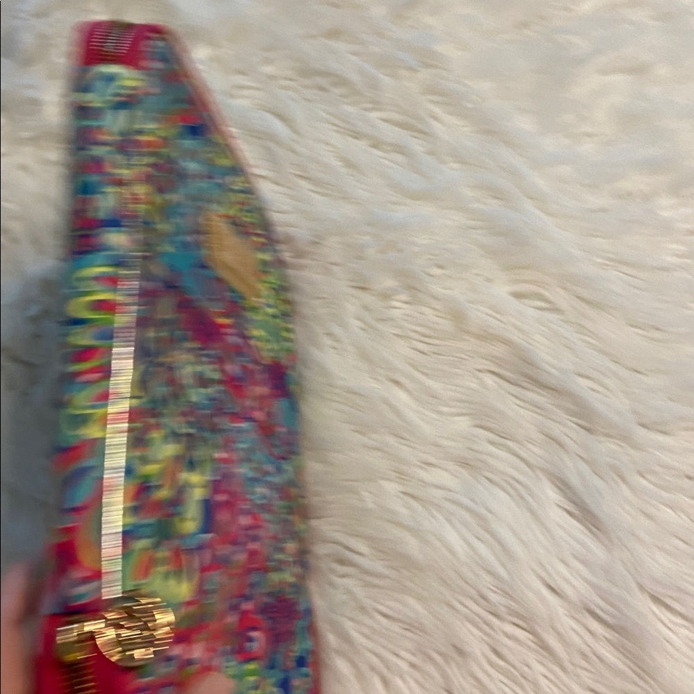 Lilly Pulitzer Vibrant Blue and Pink Tablet Sleeve size in photos - Picture 9 of 12